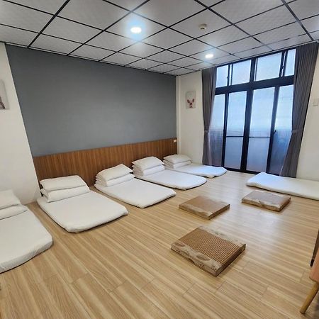 藏青民宿the Wind Guesthouse-Youth Inn Tainan Room photo