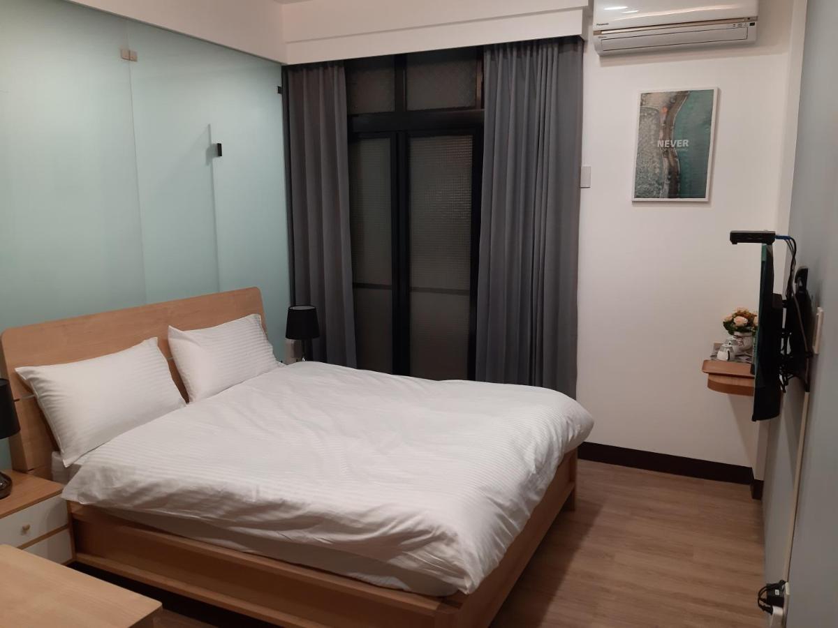 藏青民宿the Wind Guesthouse-Youth Inn Tainan Room photo