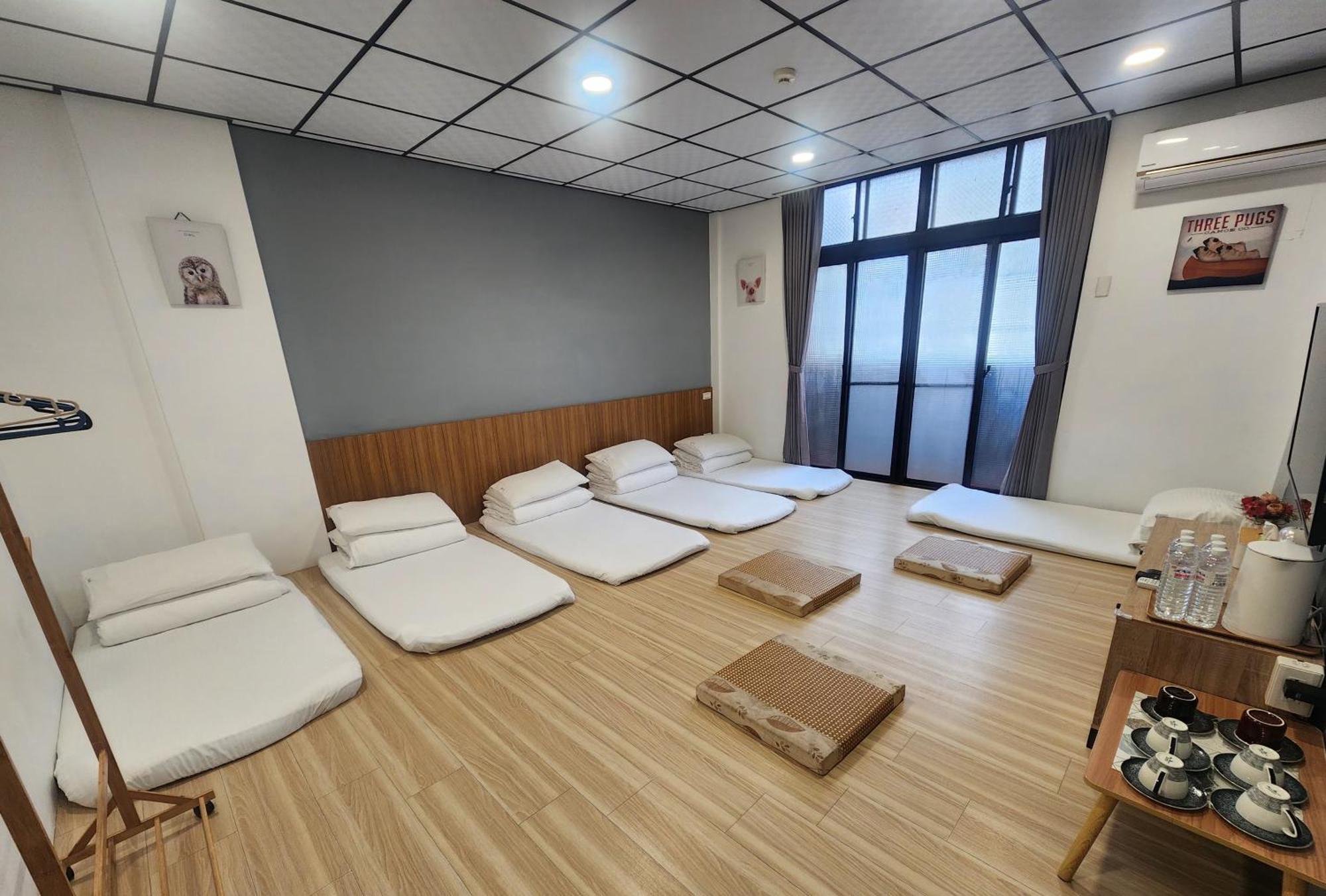 藏青民宿the Wind Guesthouse-Youth Inn Tainan Room photo